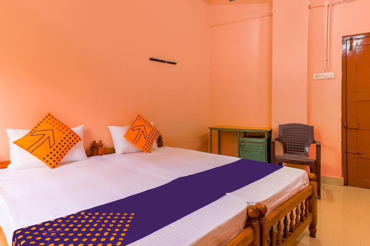 Oyo New Mubarak Tourist Home Panmana Buitenkant foto