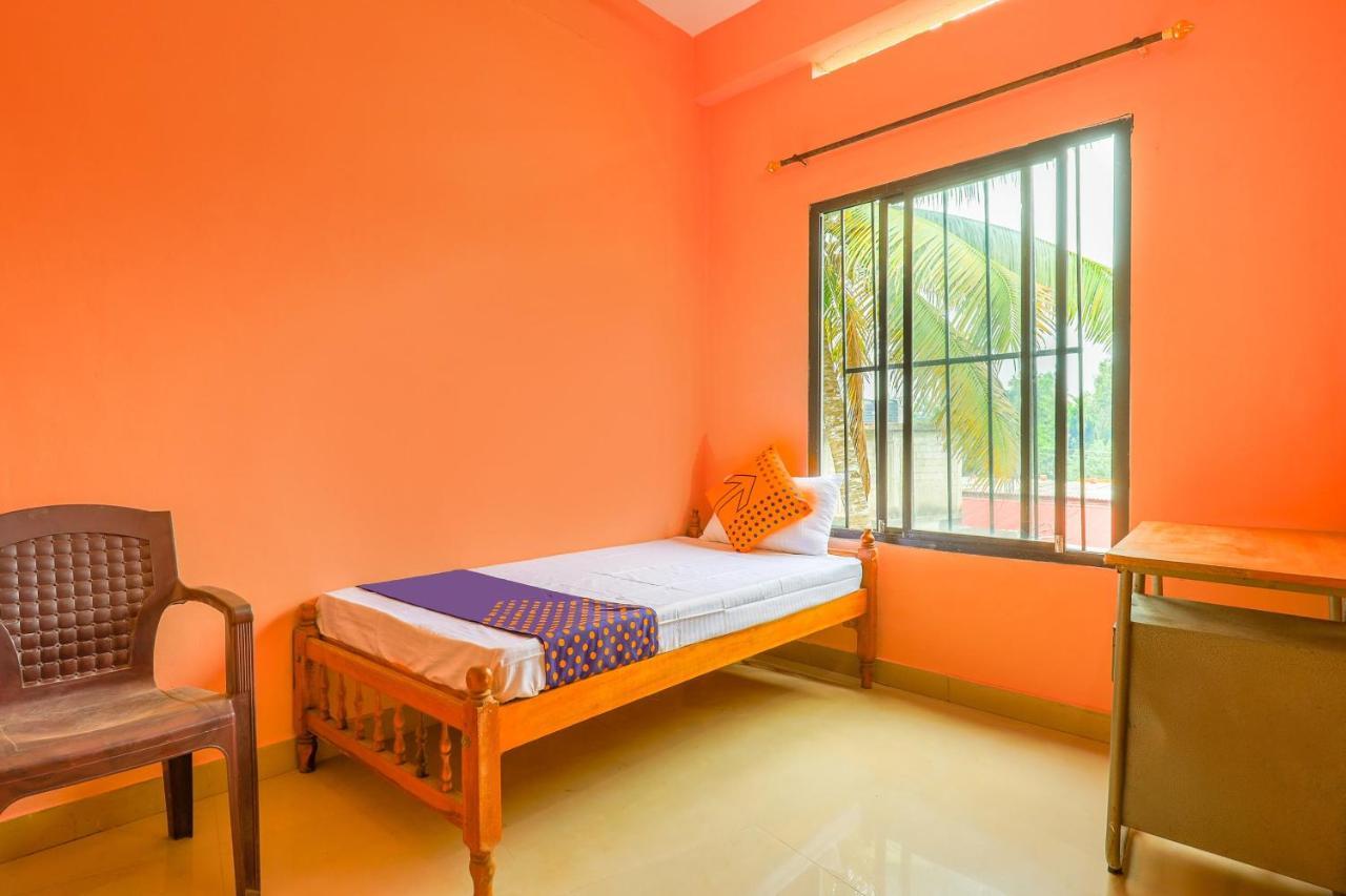 Oyo New Mubarak Tourist Home Panmana Buitenkant foto