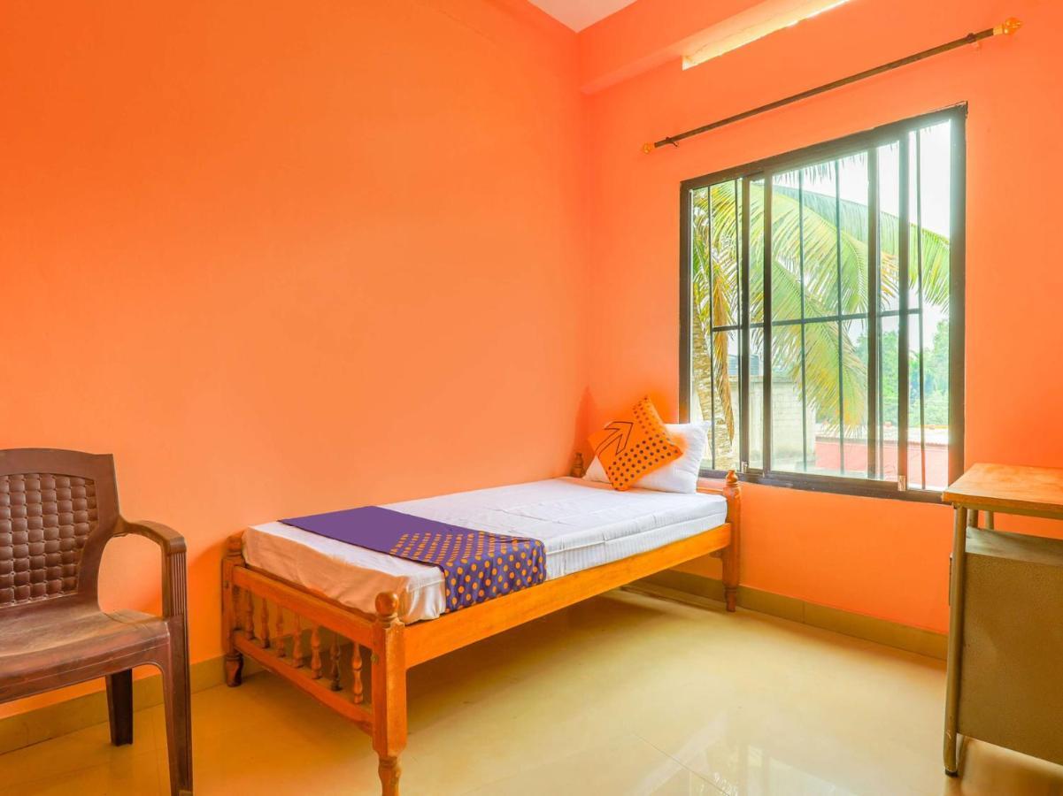 Oyo New Mubarak Tourist Home Panmana Buitenkant foto